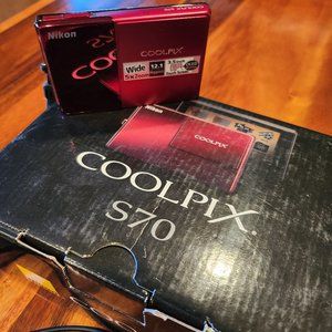 Nikon Coolpix S70 Camera